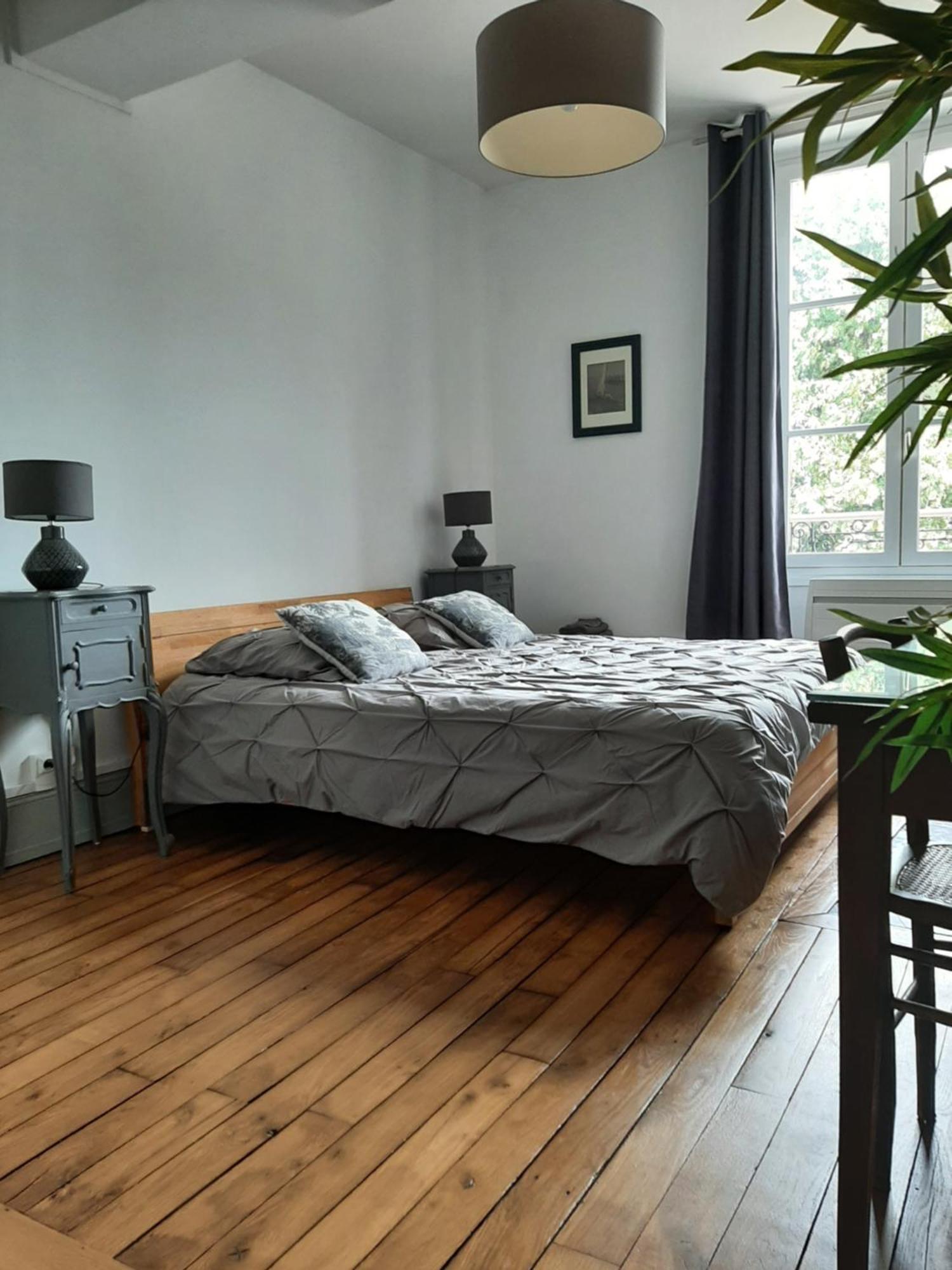 Et Au Pied Coule Riviere, Situation Et Vue Ideales Apartment *
